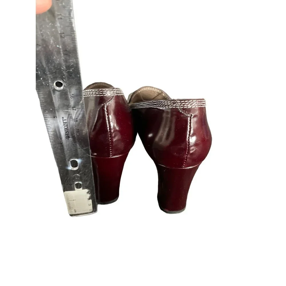 Anne Klein II Leather Heels 8 m Brown ‎ Leather Square Toe White Stitching Italy